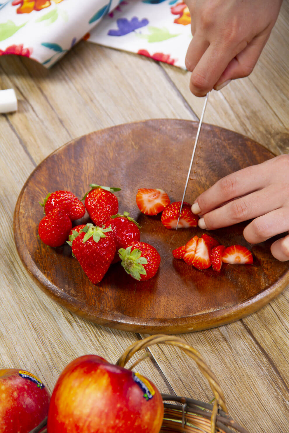 Smoothie bowl alla mela con fragole – BiancaVaniglia